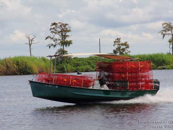 a small boat in a body of water